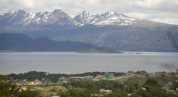 071223Ushuaia02.jpg - taille 36,93ko