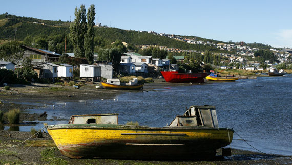 080301bateauEchoue01.jpg - taille 60,70ko